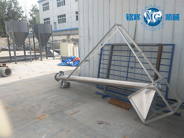 干粉砂漿設(shè)備選用螺旋輸送機(jī)還是斗式提升機(jī)？