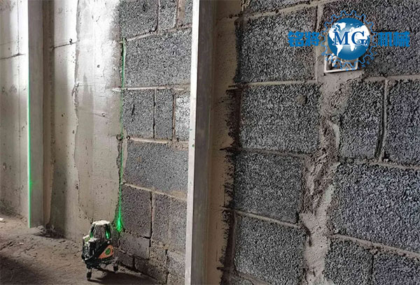 輕質(zhì)抹灰石膏沖筋打點(diǎn)是怎么做的？