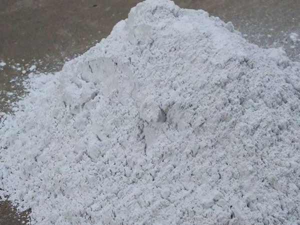 耐水膩?zhàn)雍推胀佔(zhàn)?，選哪個好？弄錯后期容易出問題！