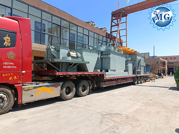 西安干粉砂漿設(shè)備裝車現(xiàn)場！